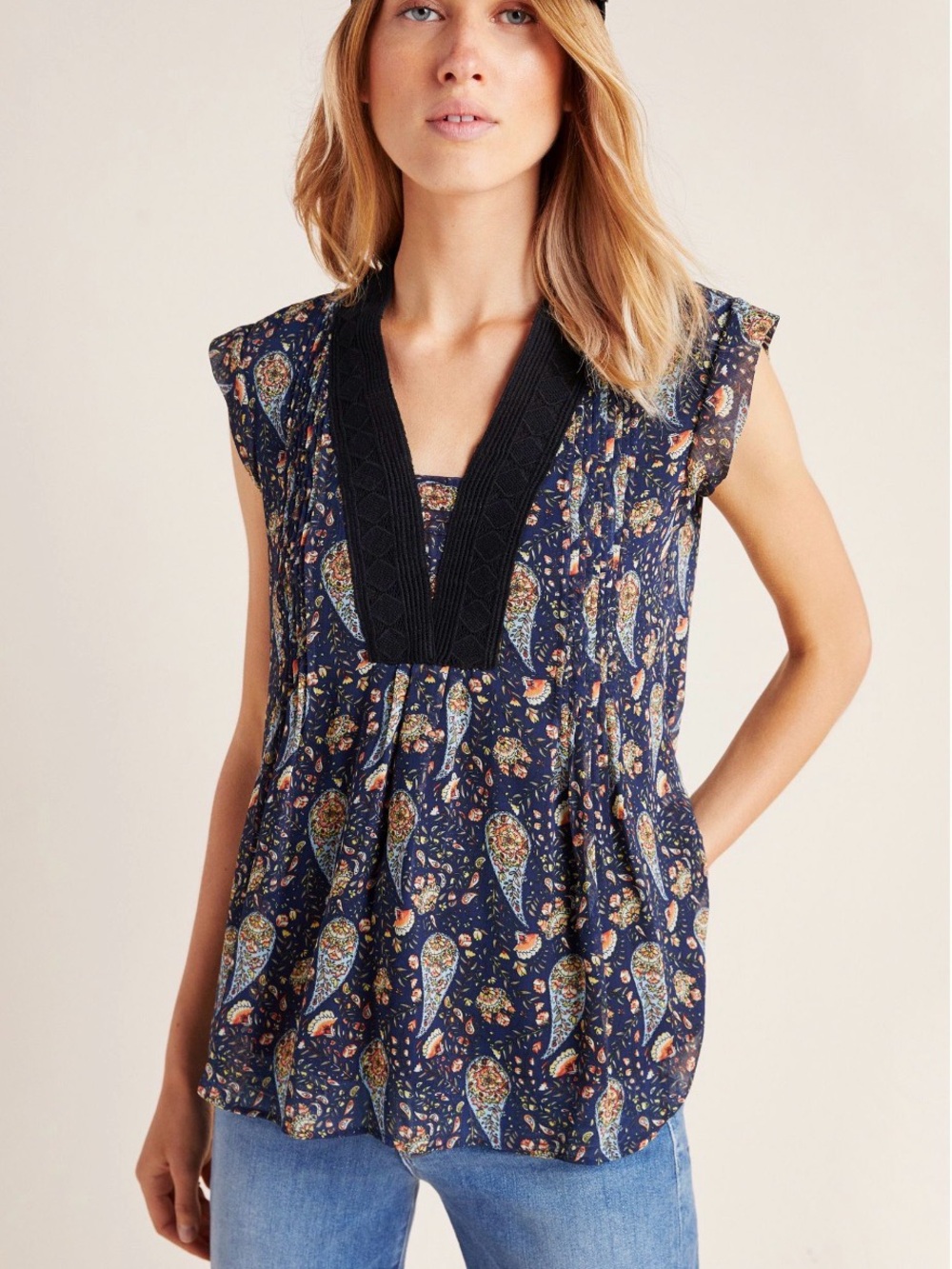 Anthropologie Daniel Rainn Paisley Flutter Sleeve Blouse, EUC